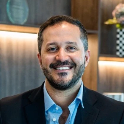 Andr&eacute; Pi&ntilde;ero